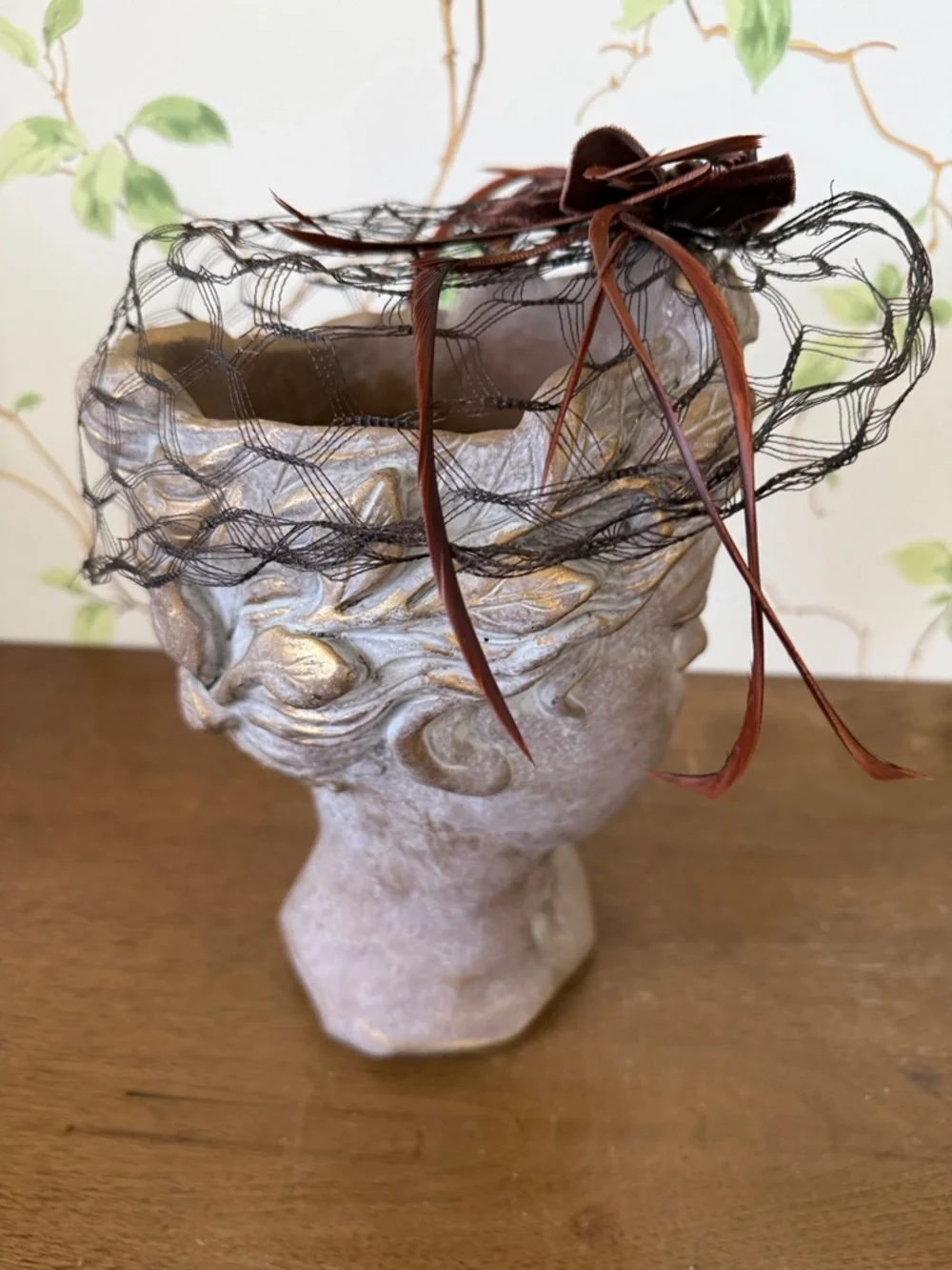 Vintage Brown Velvet Feather Flower Fascinator Hat Headpiece - Picture 10 of 11